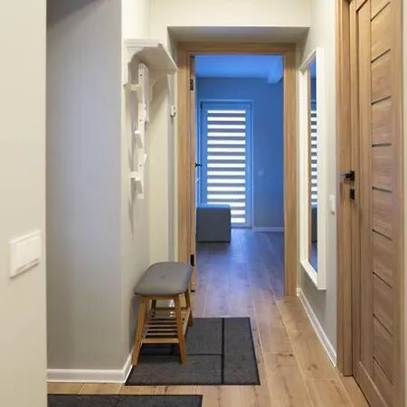 Ancia Close To Center With Private Yard