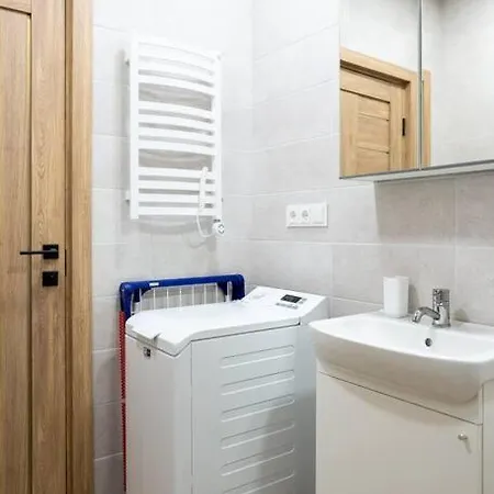 Apartment Ancia Close To Center With Private Yard Kaunas